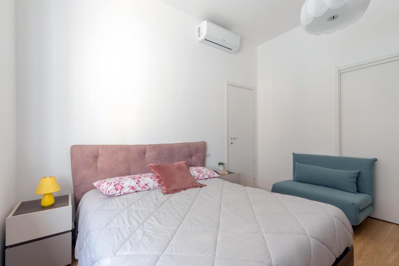 Design Premium Apartment In Center Milan - Homeunity Екстериор снимка
